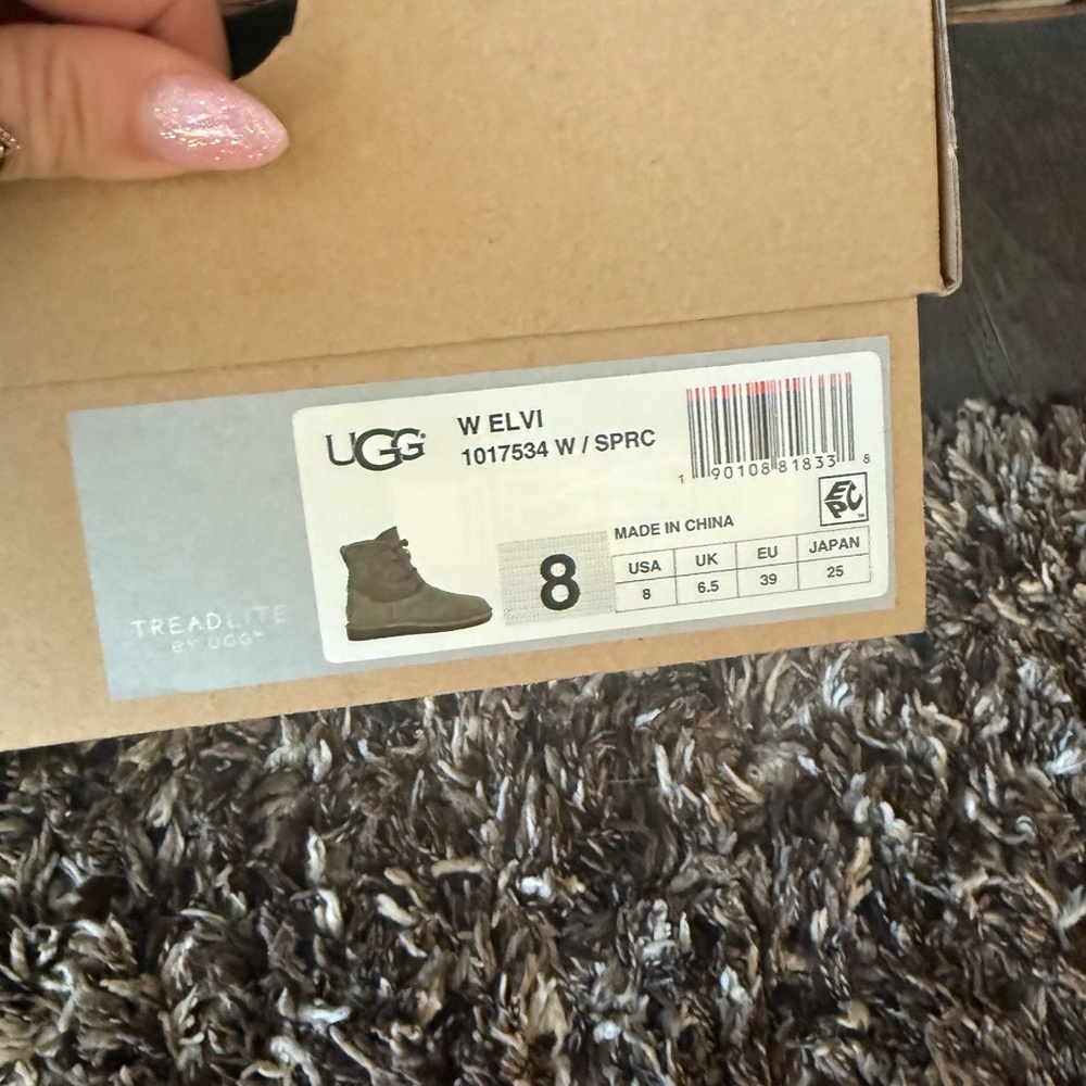 UGG Elvi Boots - green